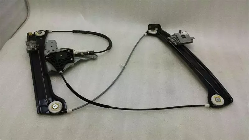 BMW 6 Series E63 Right Front Door Winder 7184348 Front Right Window