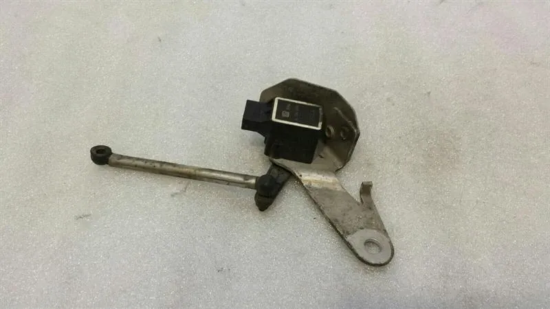 BMW 6 Series E63 Xenon Level Sensor 6784694 Height Level Sensor