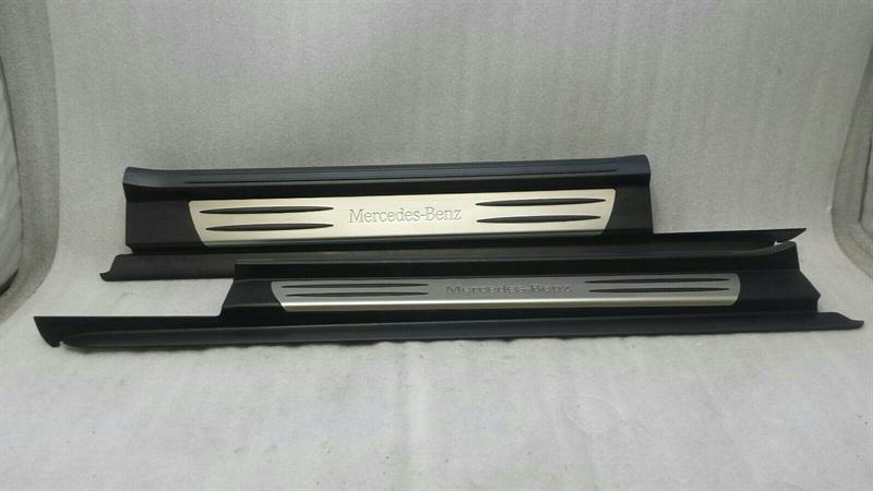 Mercedes-Benz SLK (R171) Door Sill Mercedes SLK R171 Door Sill Set A1716800135 Doo...