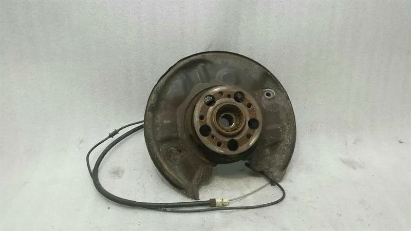 Mercedes SLK R171 Right Rear Hub A2033501408 Wheel Bearing Housing Rear Right