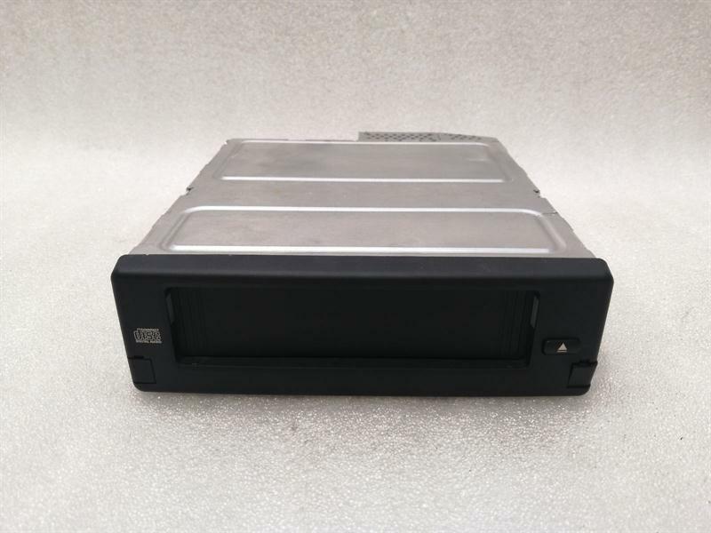 BMW 6 (E63 / E64) BMW 6 Series E63 CD Changer 9131850 CD Changer