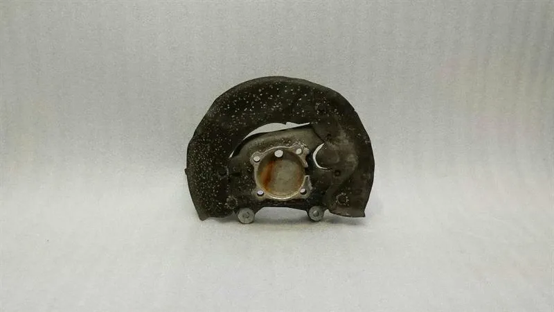 BMW 6 Series E63 right front hub 6762018 wheel bearing housing front right