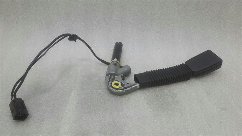 Jaguar S-Type Left Front Seatbelt Tensioner Jaguar S-Type FLH Seatbelt Tensioner 2R83-F6120...