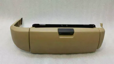 Mercedes CL W216 Handskfack för höger säte A2169100618 handskfack för höger säte