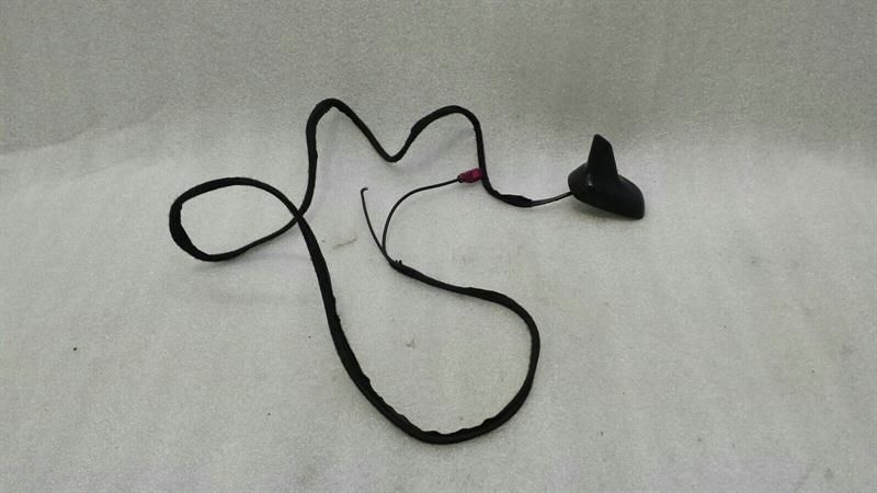 Audi S3 8P Roof Antenna 8P0035503K Roof Antenna GPS