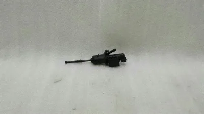 Audi S3 8P kopplingshuvudcylinder 1K0721388T kopplingscylinderhuvudcylinder