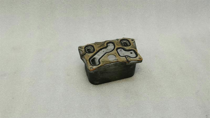 Mercedes-Benz A (W176) Mercedes E Class W212 Engine Oil Cooler A2781880401 Oil Cooler Cooler Body type: Saloon
Fuel: Petrol
