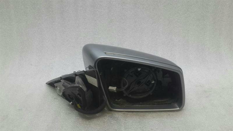 Mercedes-Benz A (W176) Mercedes E Class W212 Right Door Mirror A2128106600 Rear View Mirror Right LED 360° Body type: Saloon
Fuel: Petrol
