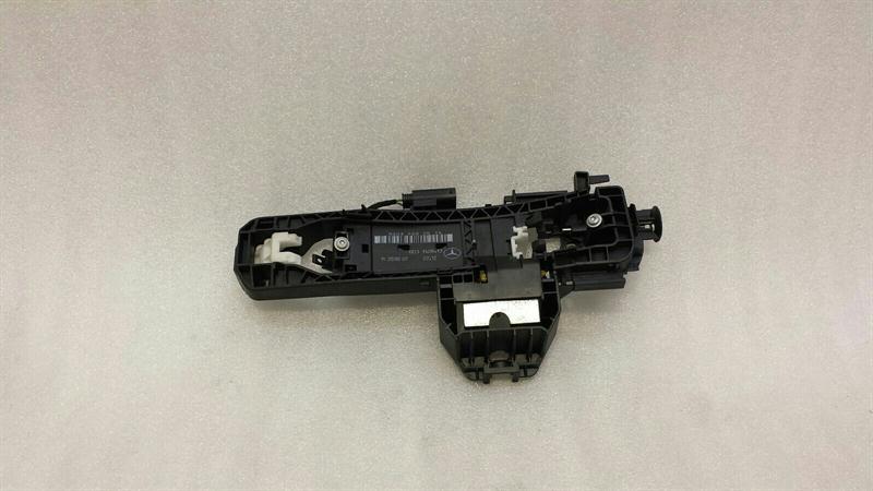 Mercedes-Benz C (W204) Door Inner handle Mercedes E Class W212 Front Left Handle Carrier...