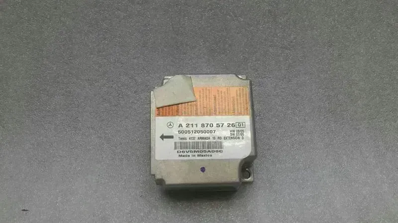 Mercedes-Benz CLS (C219) Mercedes CLS W219 Safety Module ECU A2118705726 Air Control Unit SRS Body type: Saloon
Fuel: Petrol