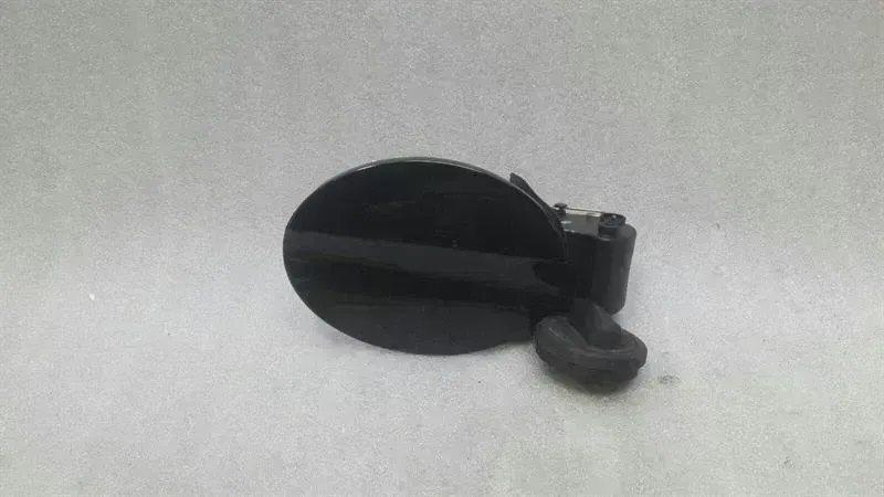 Mercedes-Benz CLS (C219) Mercedes CLS350 W219 fuel filler cap A2196300082 fuel cap tank flap Body type: Saloon
Fuel: Petrol