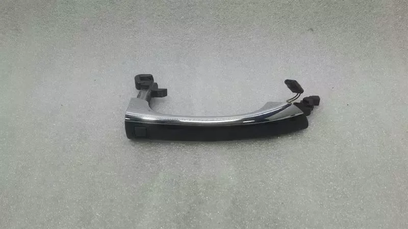 Mercedes CLS W219 RRH door handle A2197600470 door handle rear right keyless GO.
