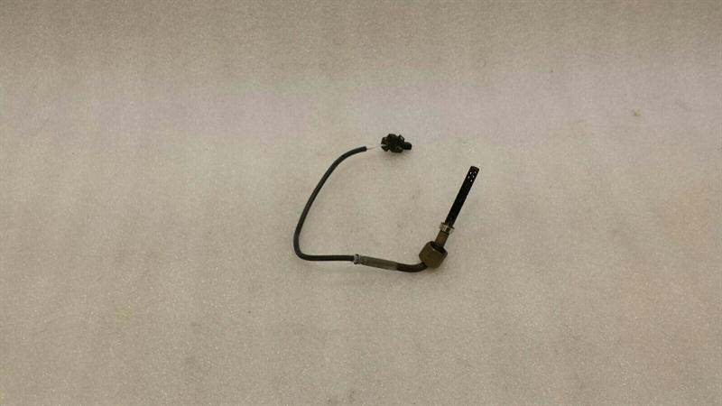Mercedes-Benz CLS (C219) Mercedes CLS W219 Lambda Sensor A0051539028 Temperature Sensor Body type: Saloon
Fuel: Diesel