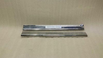 Комплект накладок на пороги Mercedes CLS W219 A2196800235