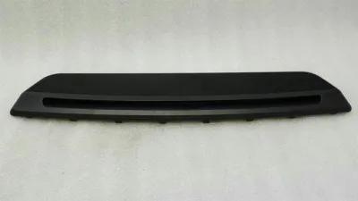 Mercedes E-Klasse W212 Bremslichtabdeckung A2126830130 Bremslichtverkleidung