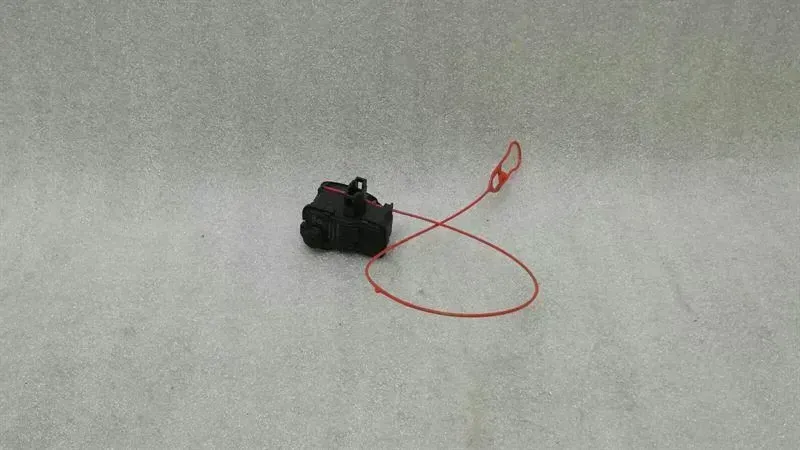 Audi A4 (B8) Electronic module Audi A4 8K Fuel Cap Actuator 8K0862153H Fuel Ca...