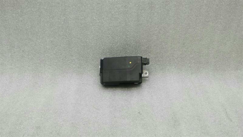 Audi A4 (B8) Steering Lock
