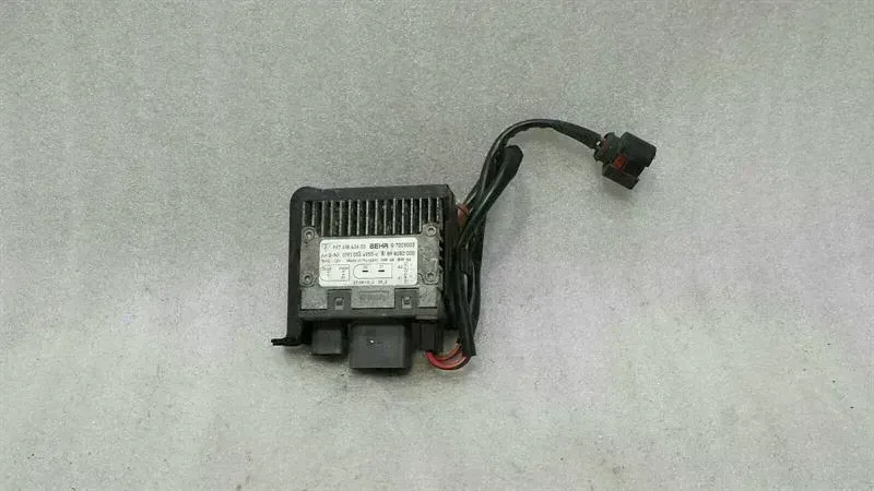 Porsche Boxster (987) Porsche Boxster 987 Facelift Radiator Fan Relay 99761843603 Control Unit Fan Body type: Convertible
Fuel: Petrol