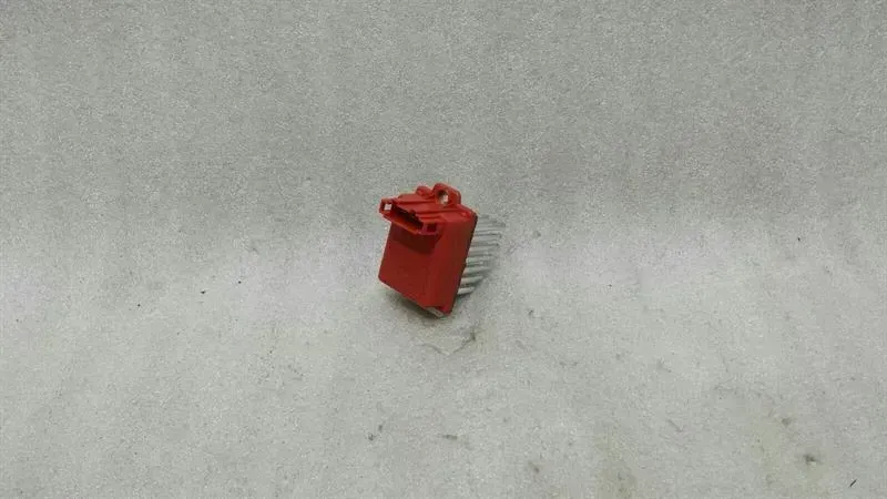 Porsche Boxster (987) Porsche Boxster 987 Heater Resistor 1J0907521 Blower Regulator Knob Body type: Convertible
Fuel: Petrol