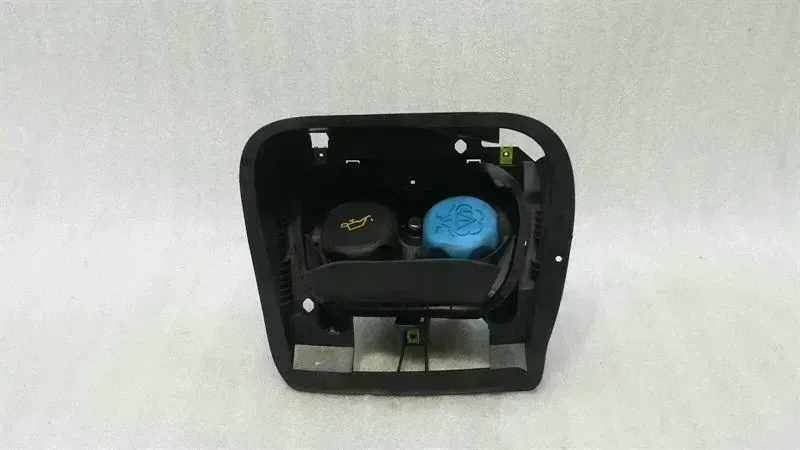Porsche Boxster (987) Porsche Boxster 987 Coolant Cover Lid 98755137801 Oil Filler Neck Filler Neck Body type: Convertible
Fuel: Petrol