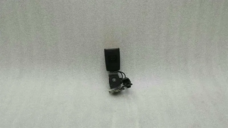 Audi S3 8V A3 Belt Buckle 8V0857739 Rear Belt Lock