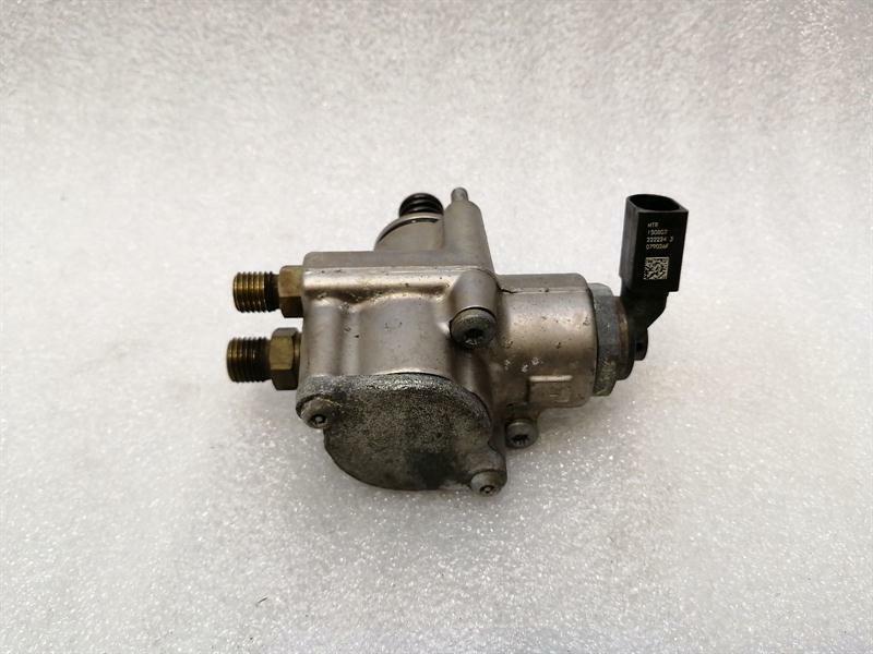 Audi S5 8T High Pressure Fuel Pump 079127026F Fuel Pump 4.2 FSI V8 Brand/Model: AUDI S5
Year: 2008
Engine: 4200; c...