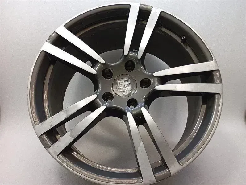 Porsche Cayenne "Porsche Cayenne 958 Alloy Wheel 7P5601025C Alloy Rim ET50 21" Body type: SUV
Fuel: Petrol
