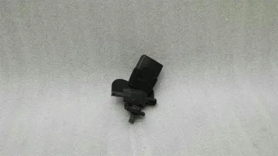 Boucle de ceinture gauche Audi S5 8T 8T0857739B