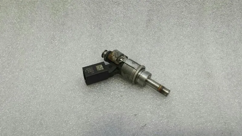 Audi S5 8T Injector 079036C Fuel Injector 4.2 FSI V8