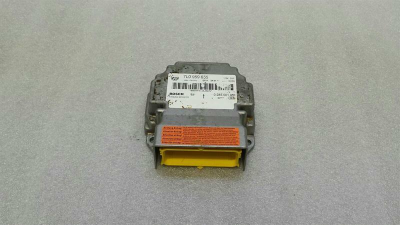 Porsche Cayenne Porsche Cayenne 957 Safety Module ECU 7L0959655 Air Control Unit SRS Body type: SUV
Fuel: Petrol