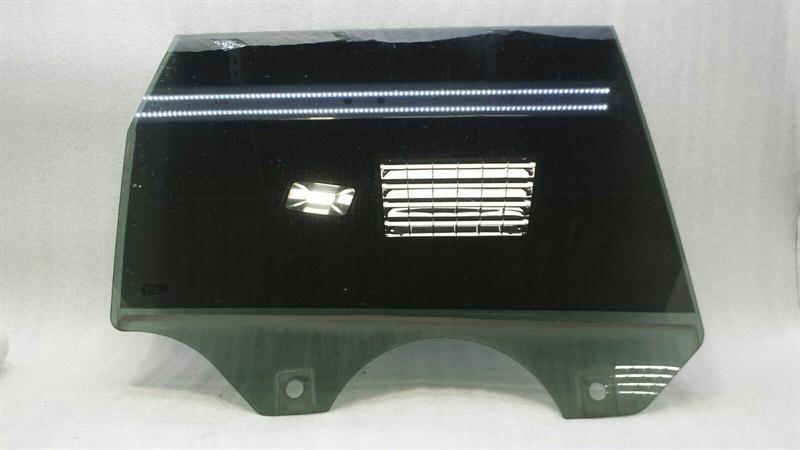 Porsche Cayenne Porsche Cayenne 957 RRH Door Glass 95554261211 Rear Door Window RE Dark Tinted Body type: SUV
Fuel: Petrol