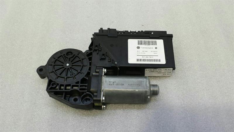Porsche Cayenne Porsche Cayenne 957 FRH door window motor 3D1959792E window regulator motor front Body type: SUV
Fuel: Petrol
