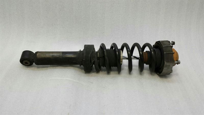 Porsche Cayenne 957 Shock Absorber Rear 95535801912 Shock Absorber Rear Left