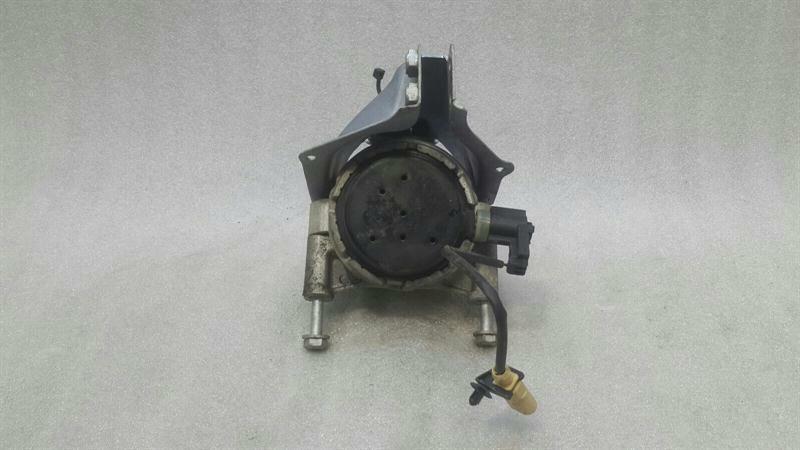 Audi A6 (C7) Audi A6 4G Engine Mount 4G0199381U Engine Holder 2.0 TDI Body type: Saloon
Fuel: Diesel