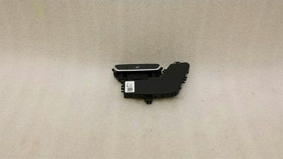 Mercedes S klases W222 RRH sēdekļu apsildes slēdzis A2229051201 sēdekļu apsildes slēdzis