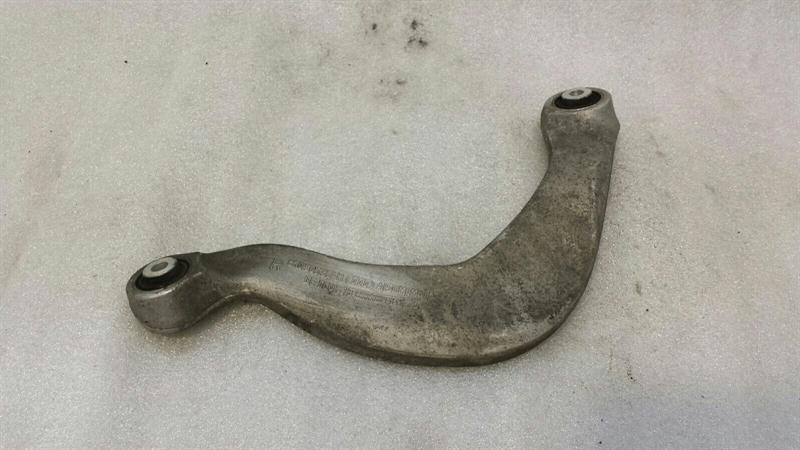 Audi A6 (C7) Audi A6 4G right rear wishbone 8K0505324H rear right wishbone Body type: Saloon
Fuel: Diesel
