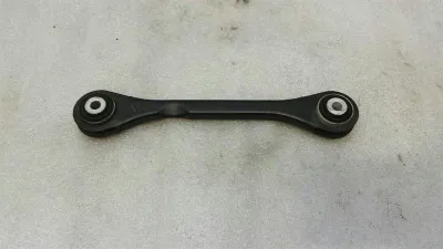 Audi A6 4G höger dragarm bak 8K0501529L bak höger dragben