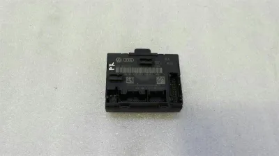 Audi A6 4G priekšējo labo durvju modulis 4G8959793G durvju vadības bloks priekšējais labais