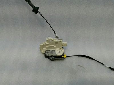 Audi A6 4G labā aizmugurējo durvju slēdzene 4G08390016 durvju slēdzene aizmugurējā labā