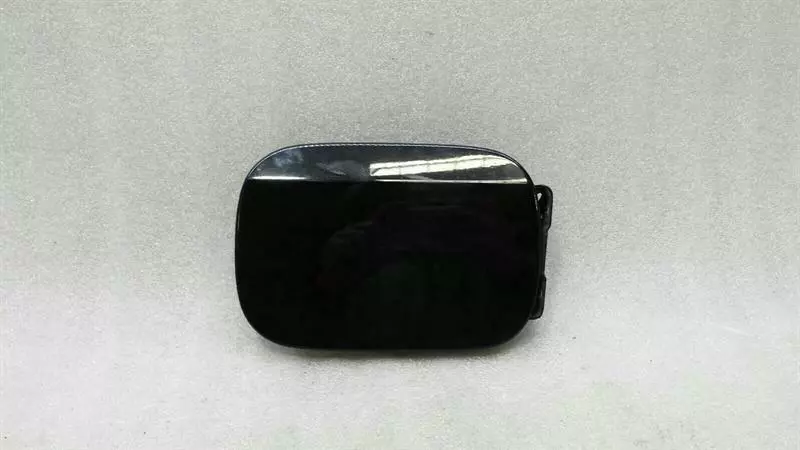 Mercedes-Benz CLK (W209) Mercedes CLK W209 fuel filler cap A2097500206 fuel cap tank flap flap Body type: Coupe
Fuel: Diesel