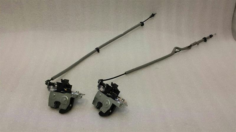 Audi A6 (C7) Audi A6 4G Bonnet Lock Hood Lock Set Kit Body type: Saloon
Fuel: Diesel