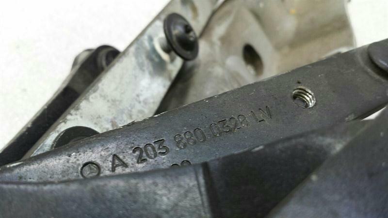 Mercedes CLK W209 Bonnet Hinge Set A2038800328 Hood Hinge Set