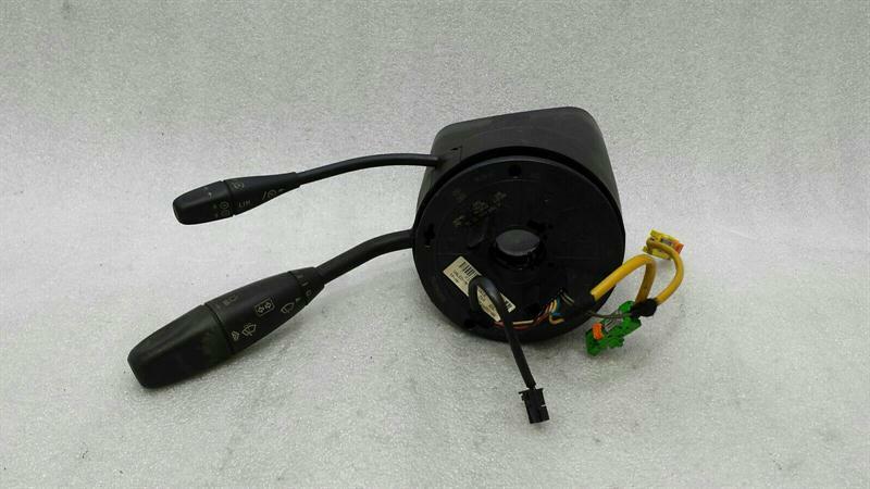Mercedes-Benz CLK (W209) Mercedes CLK W209 wiper stalks A2035408145 indicator switch steering column switch Body type: Coupe
Fuel: Diesel