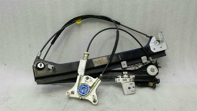 Mercedes-Benz CLK (W209) Mercedes CLK W209 Left Door Winder A2097200746 Window Left. Body type: Coupe
Fuel: Diesel