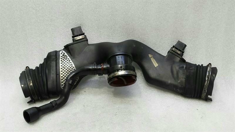 Mercedes-Benz CLK (W209) Mercedes CLK W209 Air Flow Meter A6420908237 Air Mass Meter HOLDER FAULTY Body type: Coupe
Fuel: Diesel