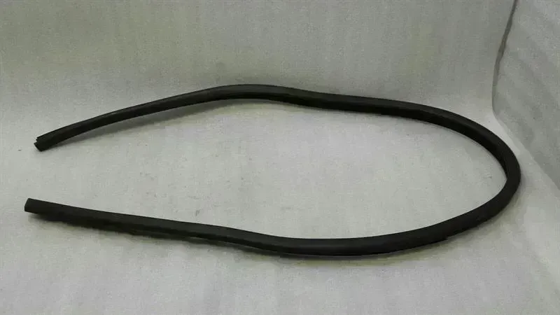 Mercedes-Benz A (W169) Mercedes E Class W207 Right Door Seal A2076920476 Right Door Seals