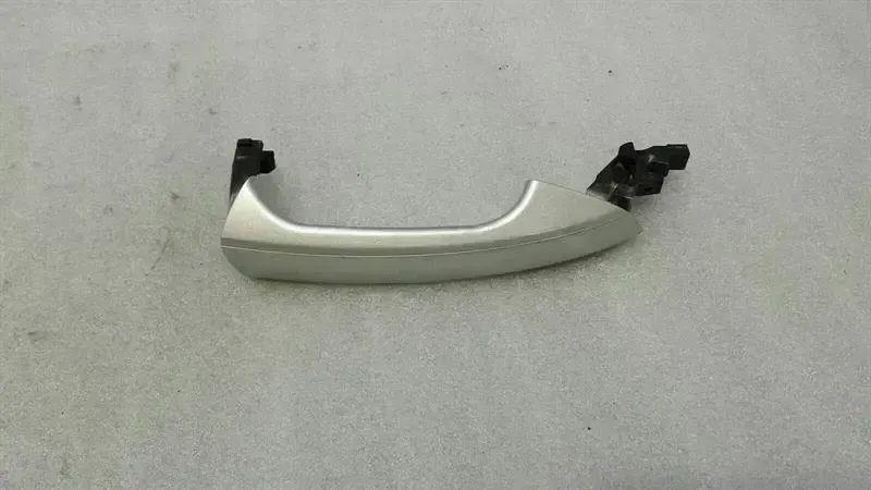 Mercedes-Benz A (W169) Mercedes E Class W207 Right Door Handle A2047600270 Right Door Handle