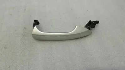 Mercedes E Class W207 Höger Dörrhandtag A2047600270 Höger Dörrhandtag