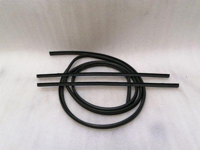 Porsche Cayenne 958 92a Uszczelka dachu przesuwnego 7P0877439 Uszczelka dachu przesuwnego wewnętrznego