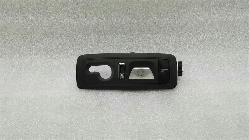Porsche Cayenne Roof Light